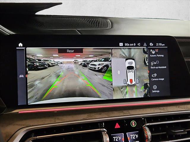 Used 2022 BMW X7 M50i w/ Dynamic Handling Package AWD/4WD image 13