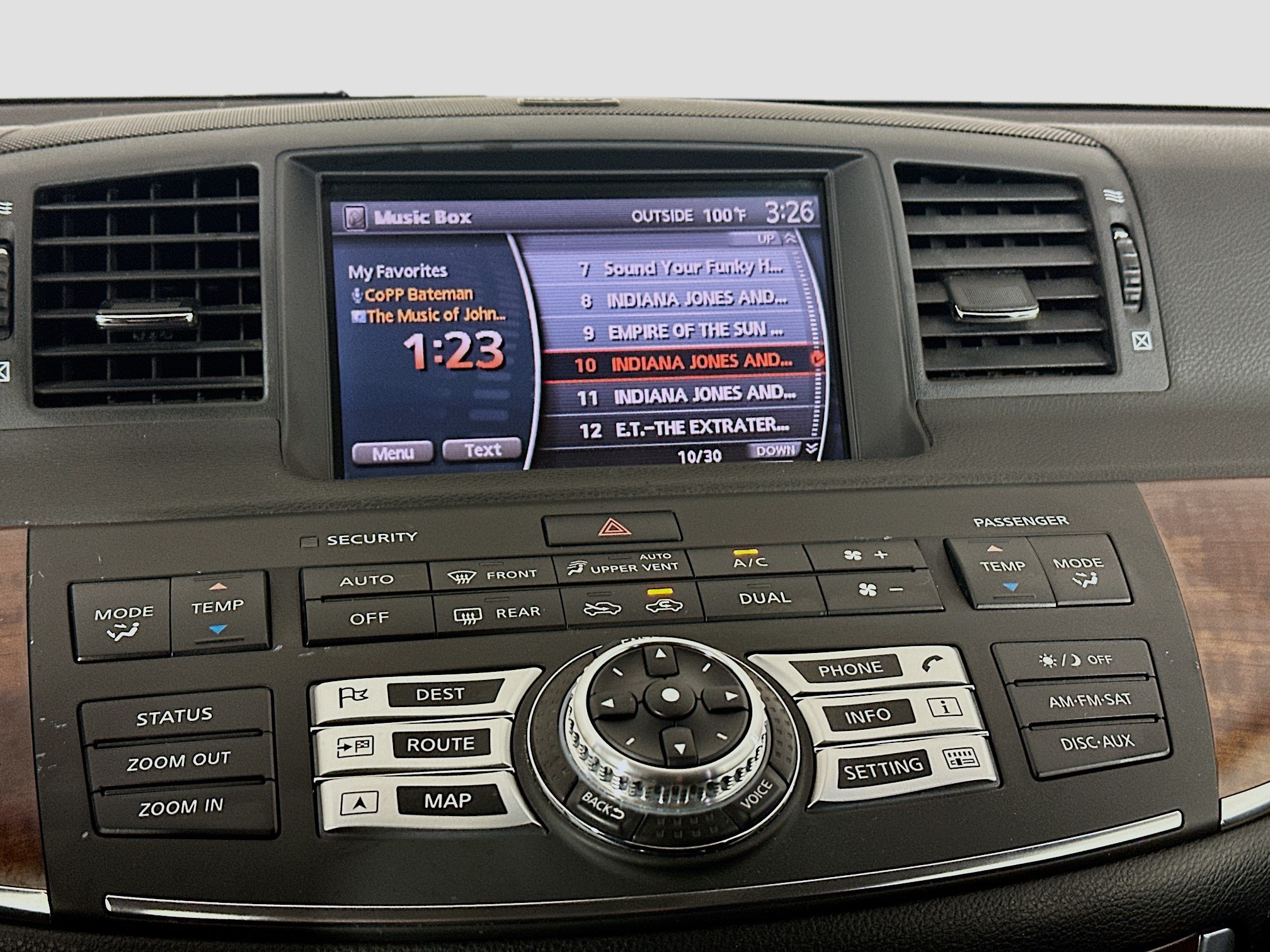 Used 2010 INFINITI M35 x w/ Technology Pkg AWD/4WD image 19