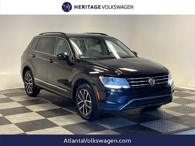 Used 2021 Volkswagen Tiguan SE w/ Panoramic Sunroof Package