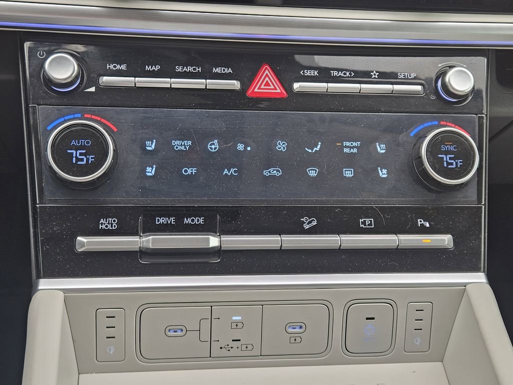 Certified 2025 Hyundai Santa Fe Calligraphy image 16