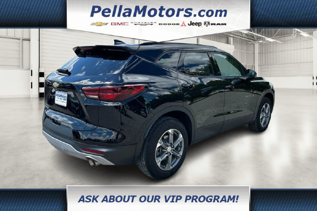 Used 2023 Chevrolet Blazer LT w/ Convenience Package FWD image 3