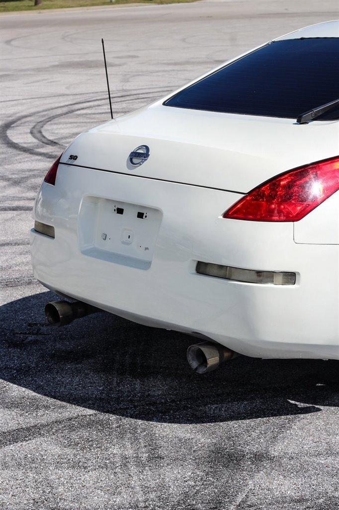Used 2003 Nissan 350Z Touring RWD image 8