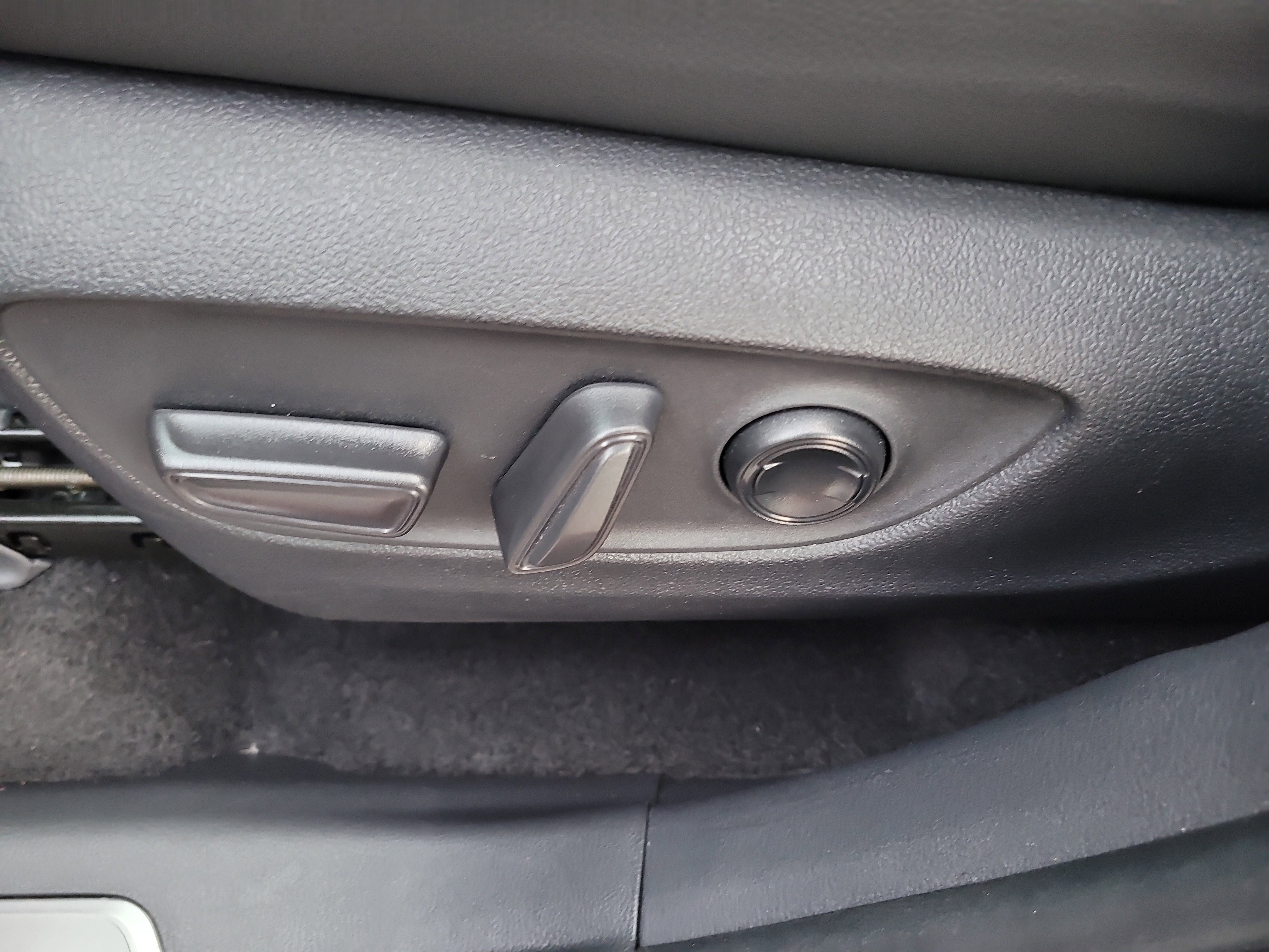 Certified 2024 Toyota Grand Highlander Limited image 23