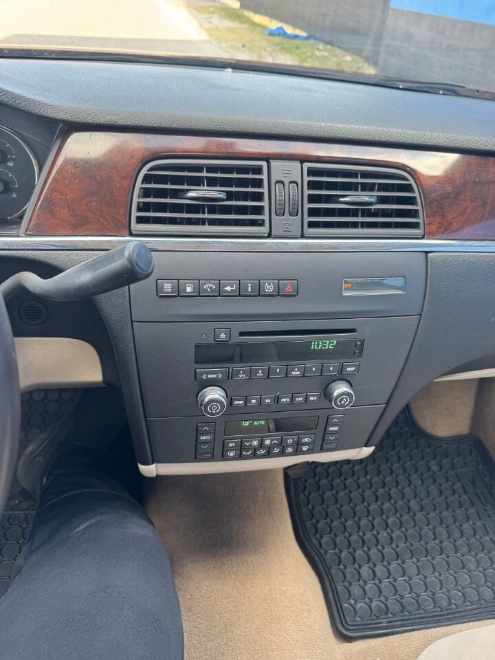 Used 2009 Buick LaCrosse CX image 11