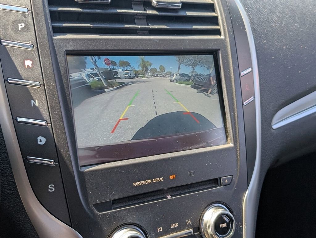 Used 2015 Lincoln MKC FWD image 21