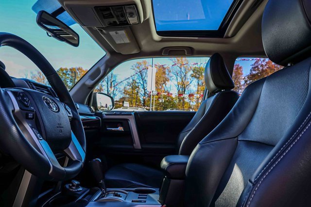 Used 2018 Toyota 4Runner Limited image 9