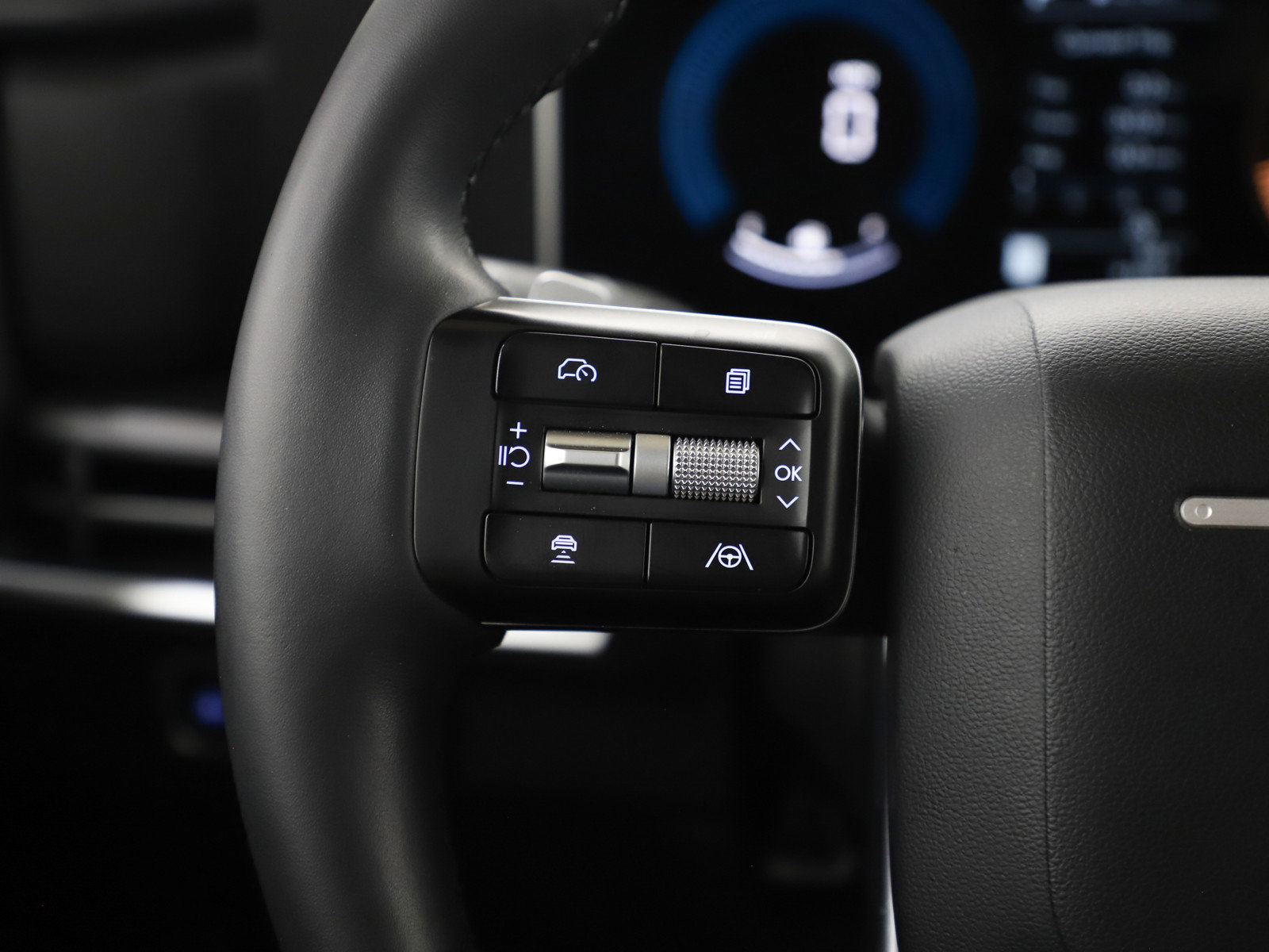 Used 2025 Hyundai Santa Fe SE image 29