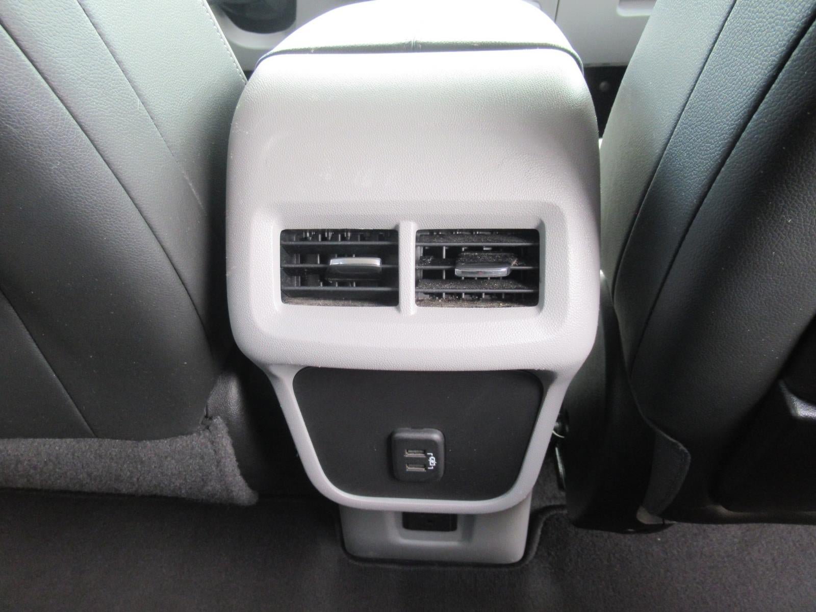 Used 2022 GMC Terrain SLT FWD image 31