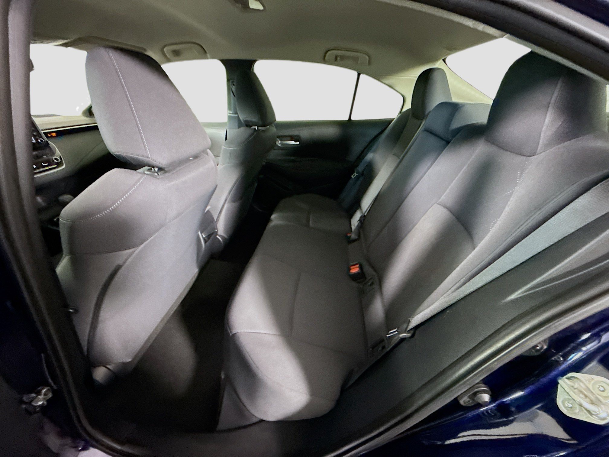 Used 2020 Toyota Corolla LE FWD image 24