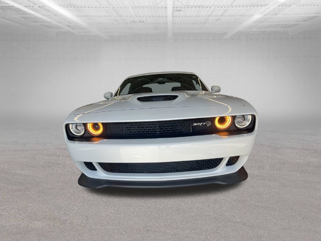 Used 2016 Dodge Challenger SRT Hellcat RWD image 2