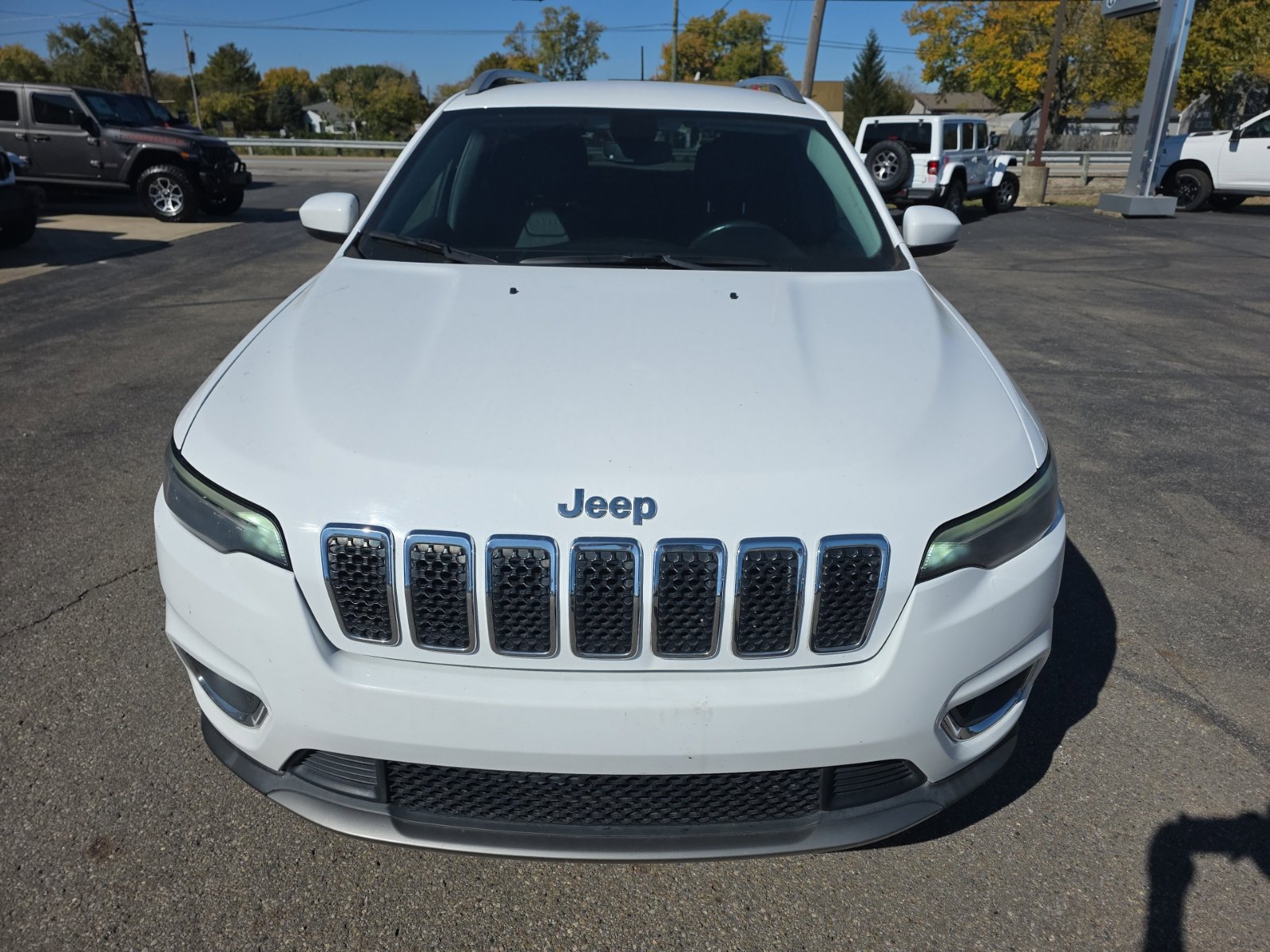 Used 2019 Jeep Cherokee Limited FWD image 8