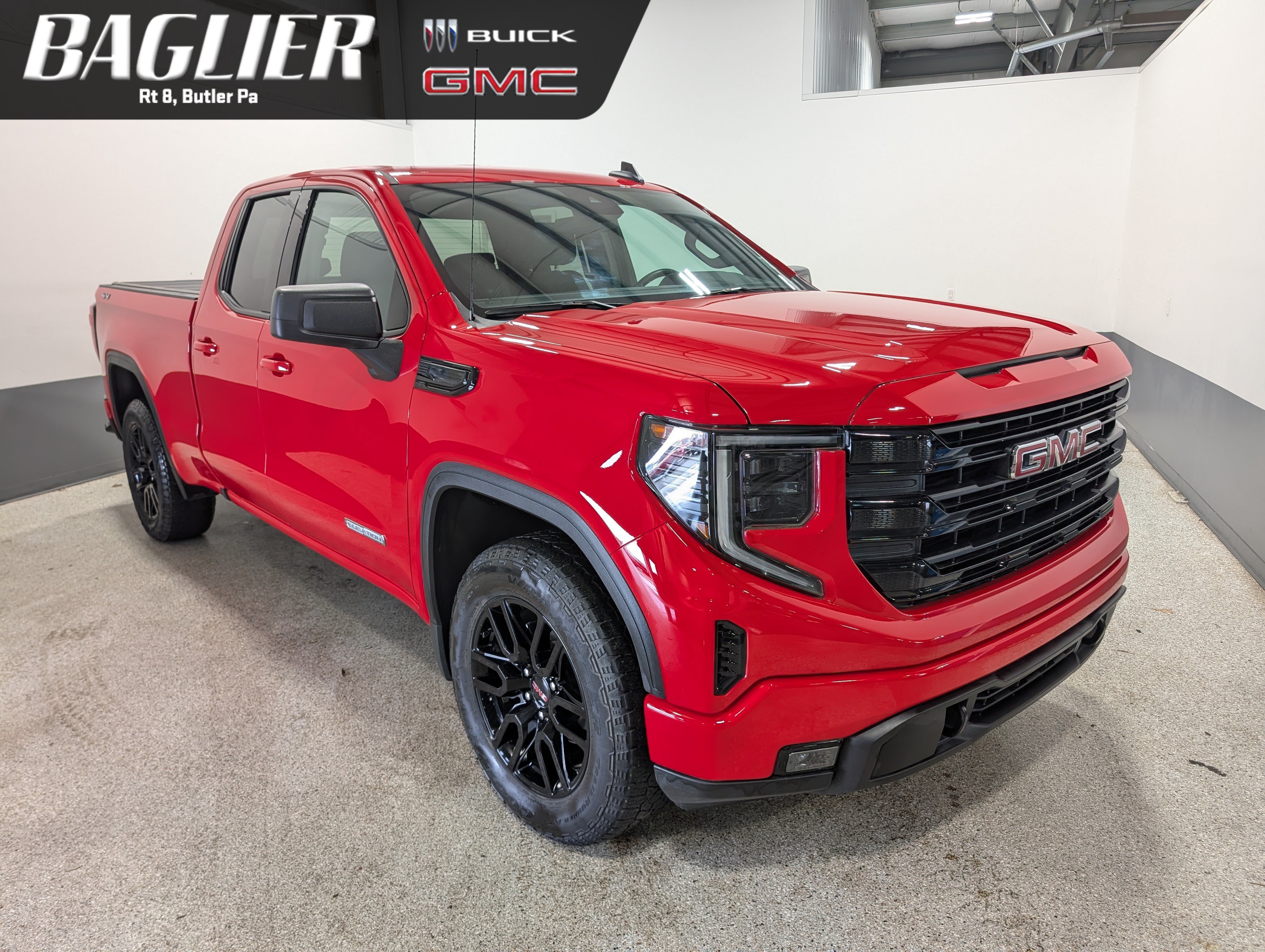 Used 2023 GMC Sierra 1500 Elevation AWD/4WD image 1