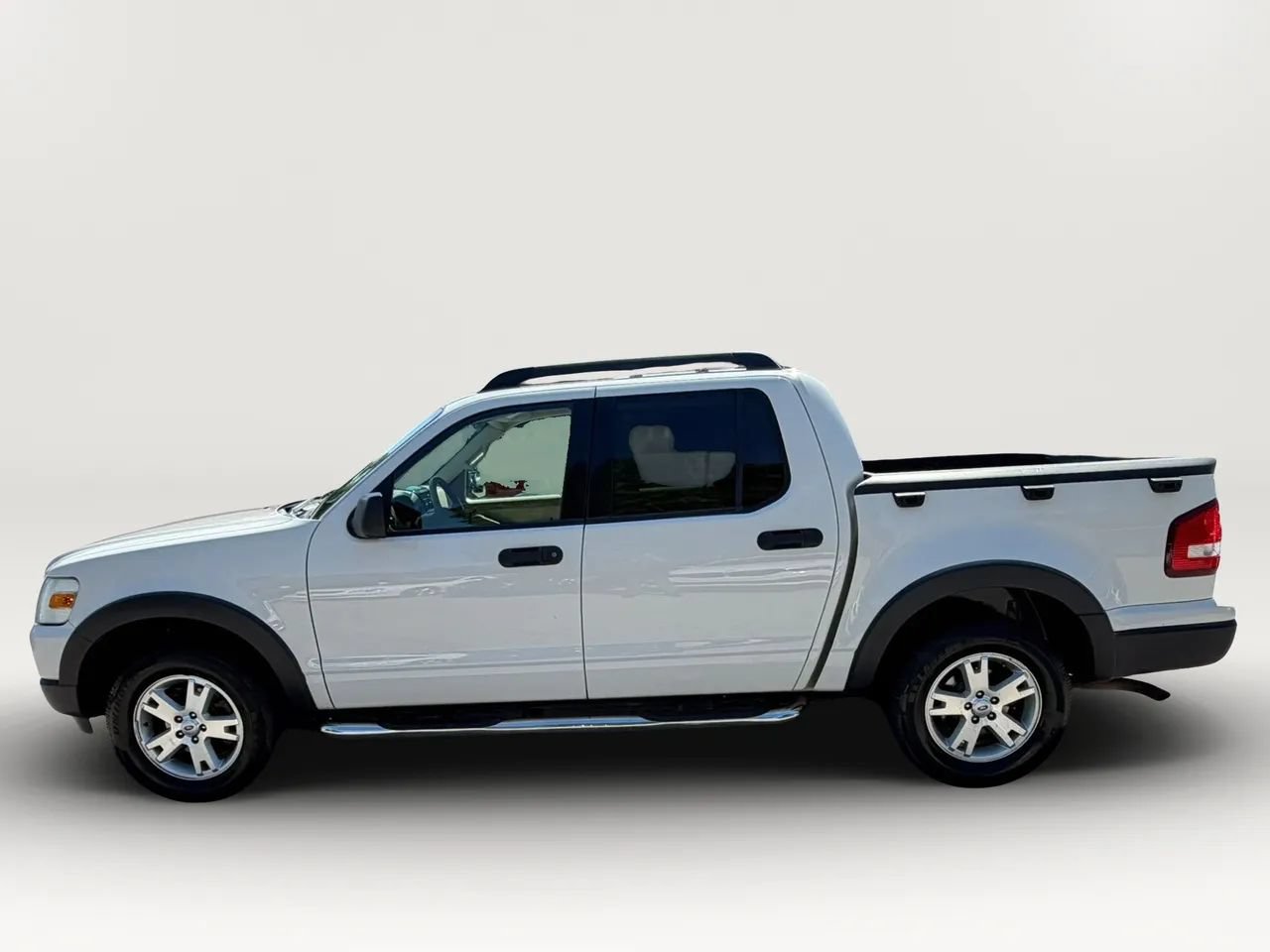 Used 2008 Ford Explorer Sport Trac XLT RWD image 6
