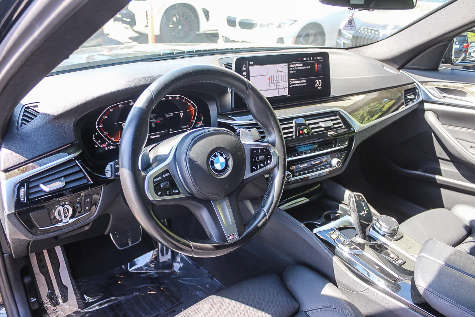 Certified 2023 BMW 540i w/ M Sport Package RWD image 17