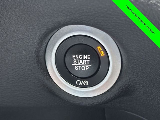 Used 2024 Chrysler Pacifica Pinnacle w/ Trailer Tow Group image 17