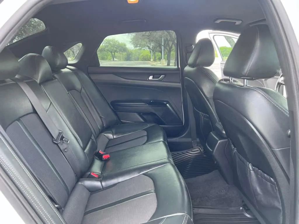 Used 2022 Kia K5 GT-Line FWD image 27