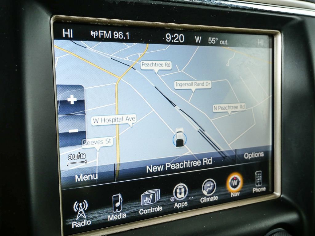 Used 2017 Jeep Grand Cherokee Limited AWD/4WD image 14