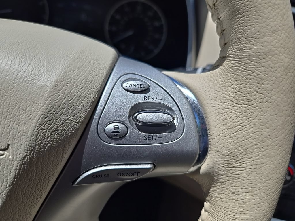 Used 2018 Nissan Murano SL w/ Moonroof Package AWD/4WD image 17