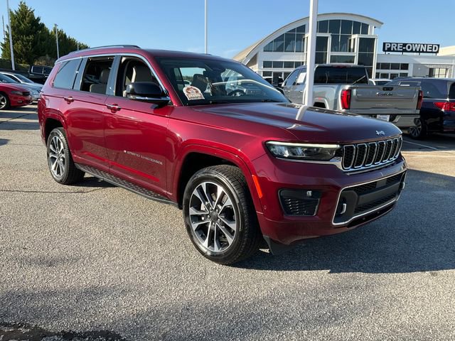 Used 2021 Jeep Grand Cherokee L Overland w/ Luxury Tech Group IV image 3