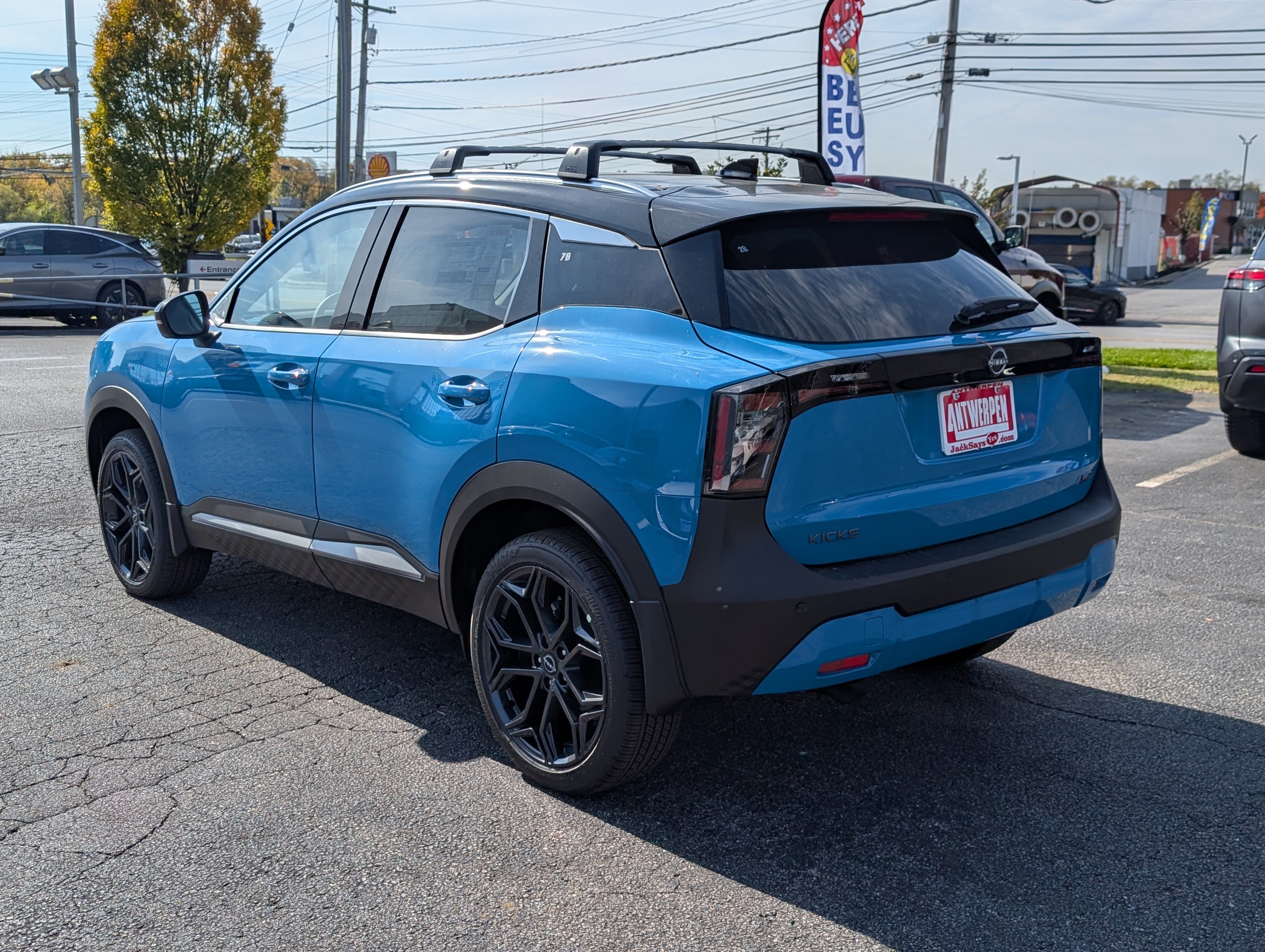 New 2027 Nissan Kicks SR AWD/4WD image 5