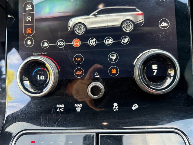 Used 2019 Land Rover Range Rover Velar R-Dynamic SE image 21