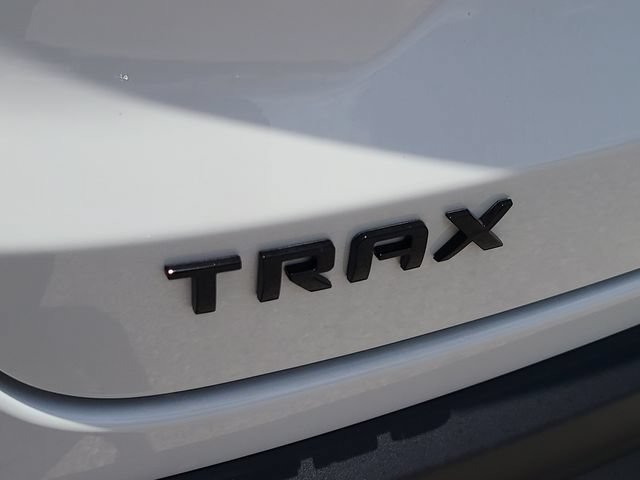 New 2026 Chevrolet Trax LT w/ Midnight Edition FWD image 34