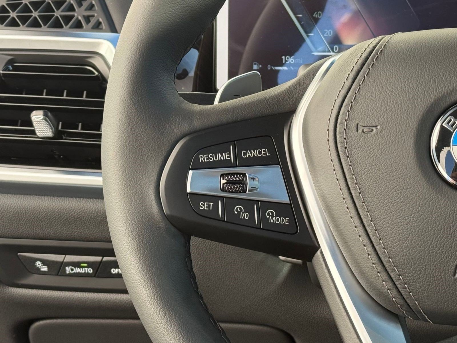 Used 2026 BMW X5 sDrive40i w/ Climate Comfort Package image 15