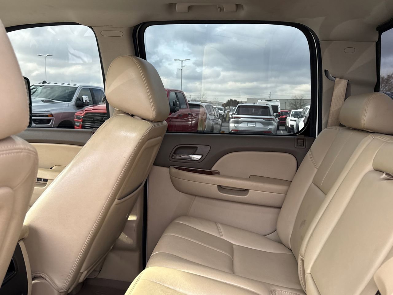 Used 2013 Chevrolet Silverado 2500 LTZ w/ LTZ Plus Package image 15