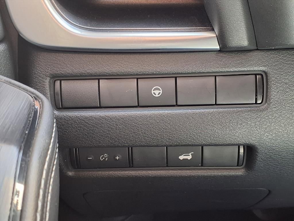 Certified 2023 Nissan Rogue SV w/ SV Premium Package image 10