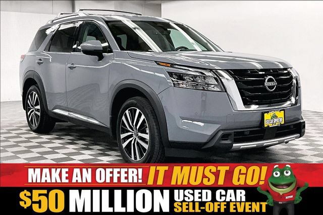 Used 2025 Nissan Pathfinder Platinum w/ Cargo Package