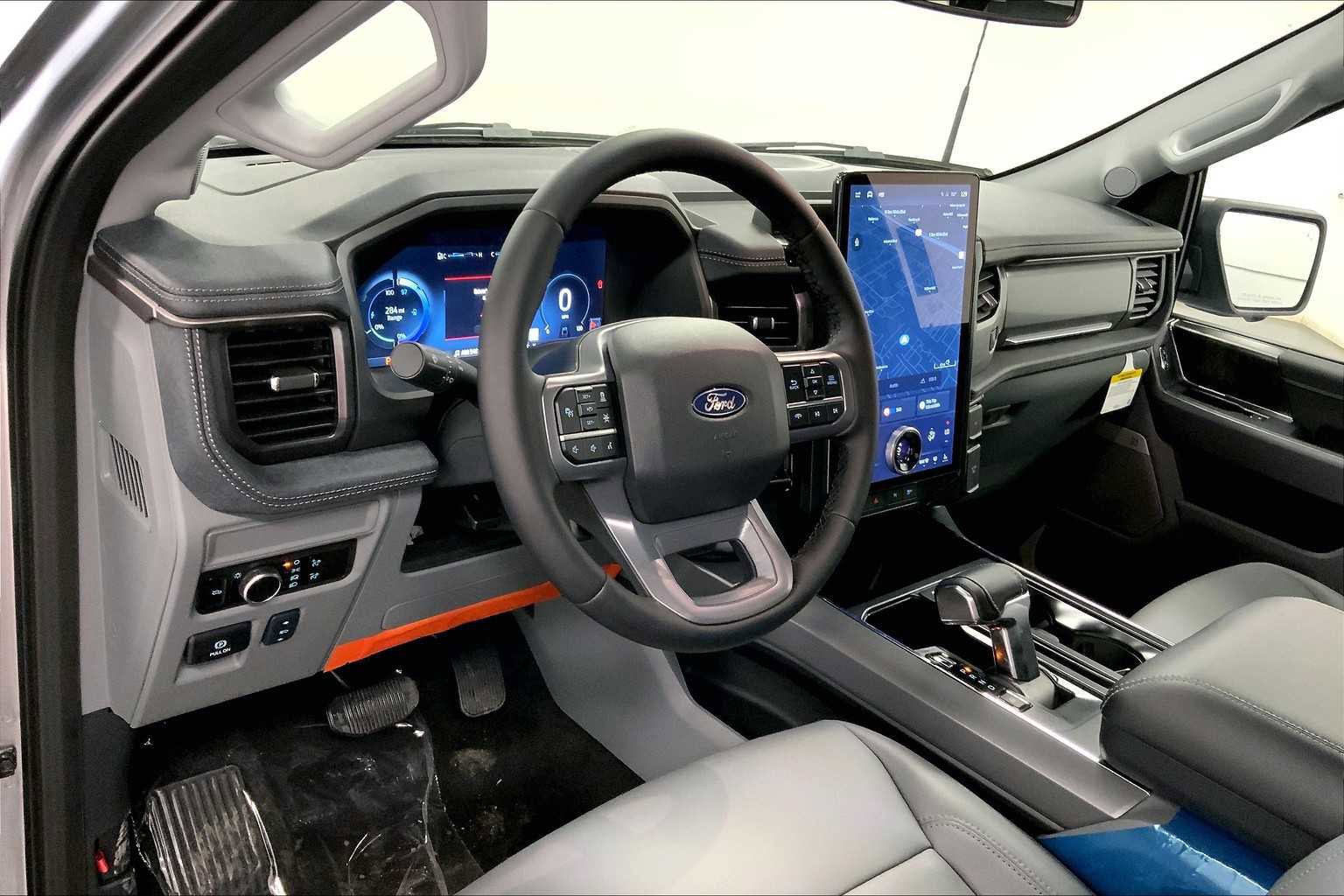 New 2025 Ford F150 Lightning Flash image 7