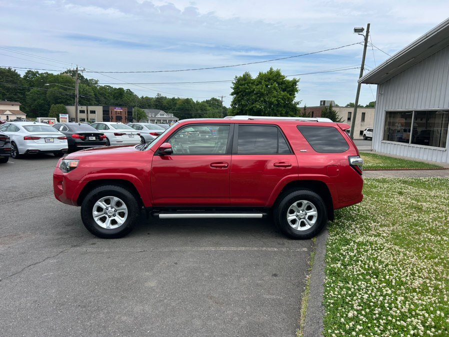 Used 2017 Toyota 4Runner SR5 Premium AWD/4WD image 3