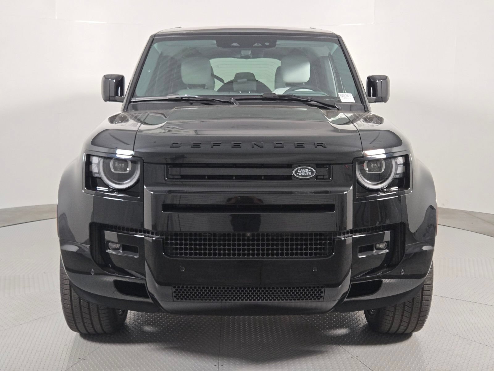New 2026 Land Rover Defender 110 X-Dynamic SE AWD/4WD image 8