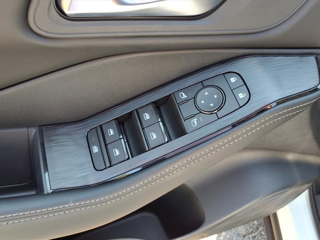 New 2026 Nissan Rogue SV image 13