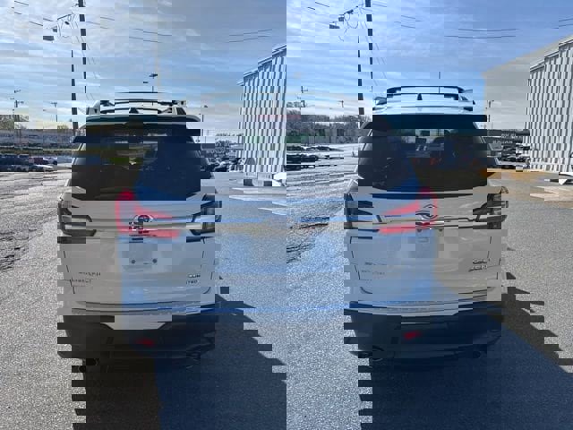 Certified 2022 Subaru Ascent Limited w/ Technology Package image 6