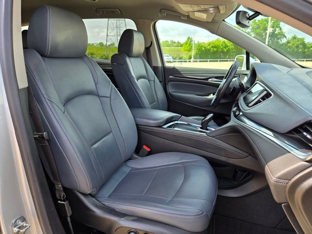 Used 2020 Buick Enclave Essence image 19