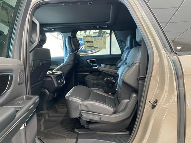 New 2027 Ford Expedition Max Platinum w/ Stealth Appearance Package AWD/4WD image 16