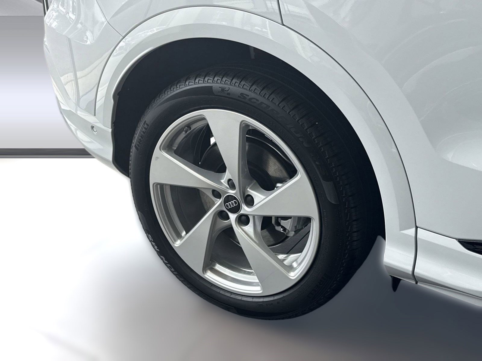 Used 2025 Audi Q5 Prestige image 20