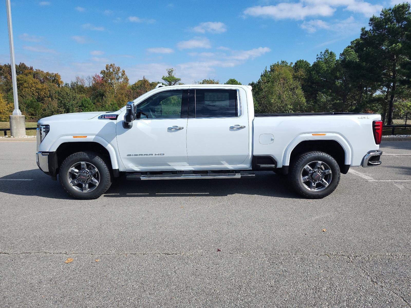 New 2026 GMC Sierra 2500 SLT w/ SLT Premium Package image 2