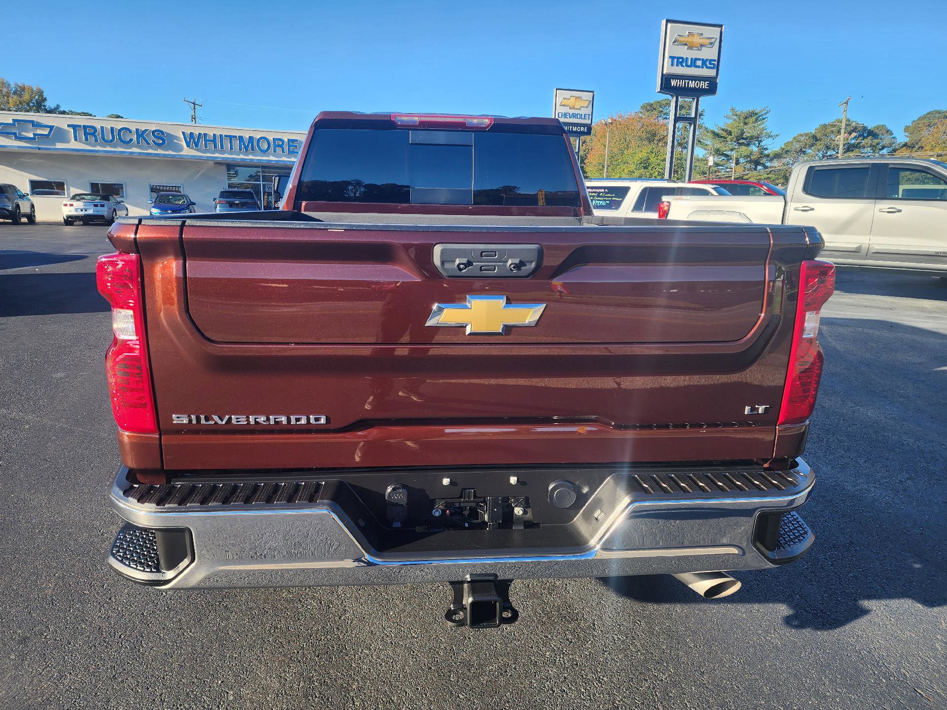 Used 2024 Chevrolet Silverado 2500 LT w/ Convenience Package image 4