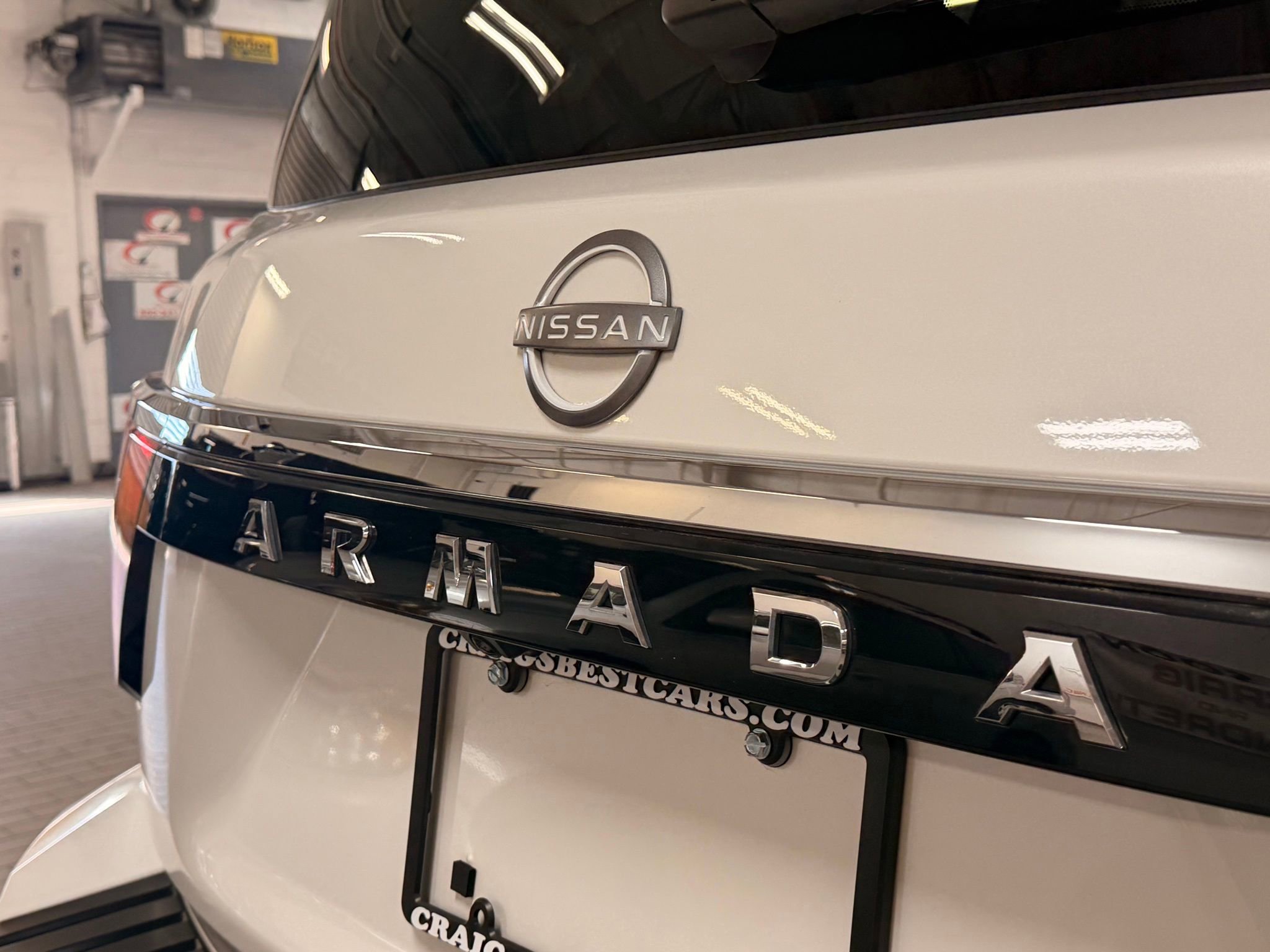 Used 2024 Nissan Armada Platinum w/ Captain's Chairs Package image 6