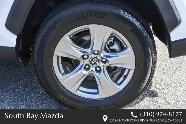 Used 2023 Toyota RAV4 XLE FWD image 10