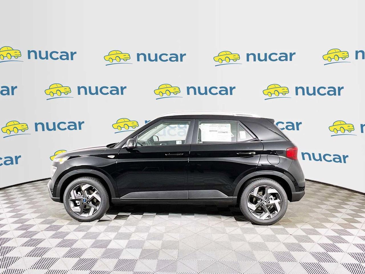 New 2025 Hyundai Venue SEL image 4