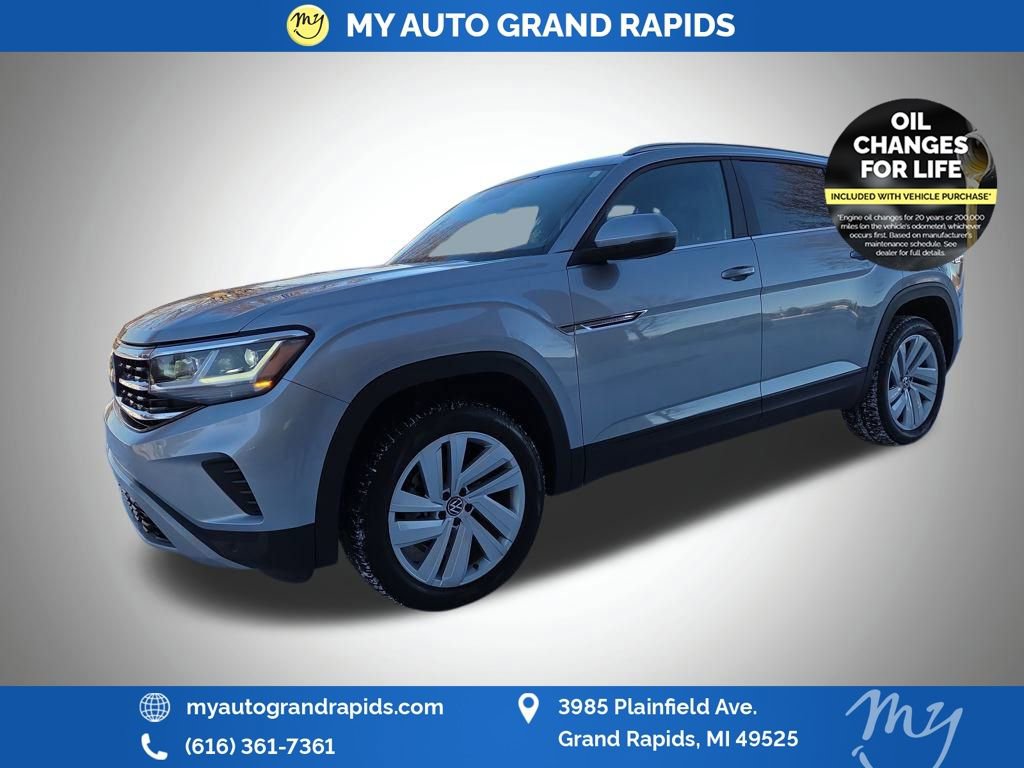 Used 2022 Volkswagen Atlas Cross Sport SE image 3