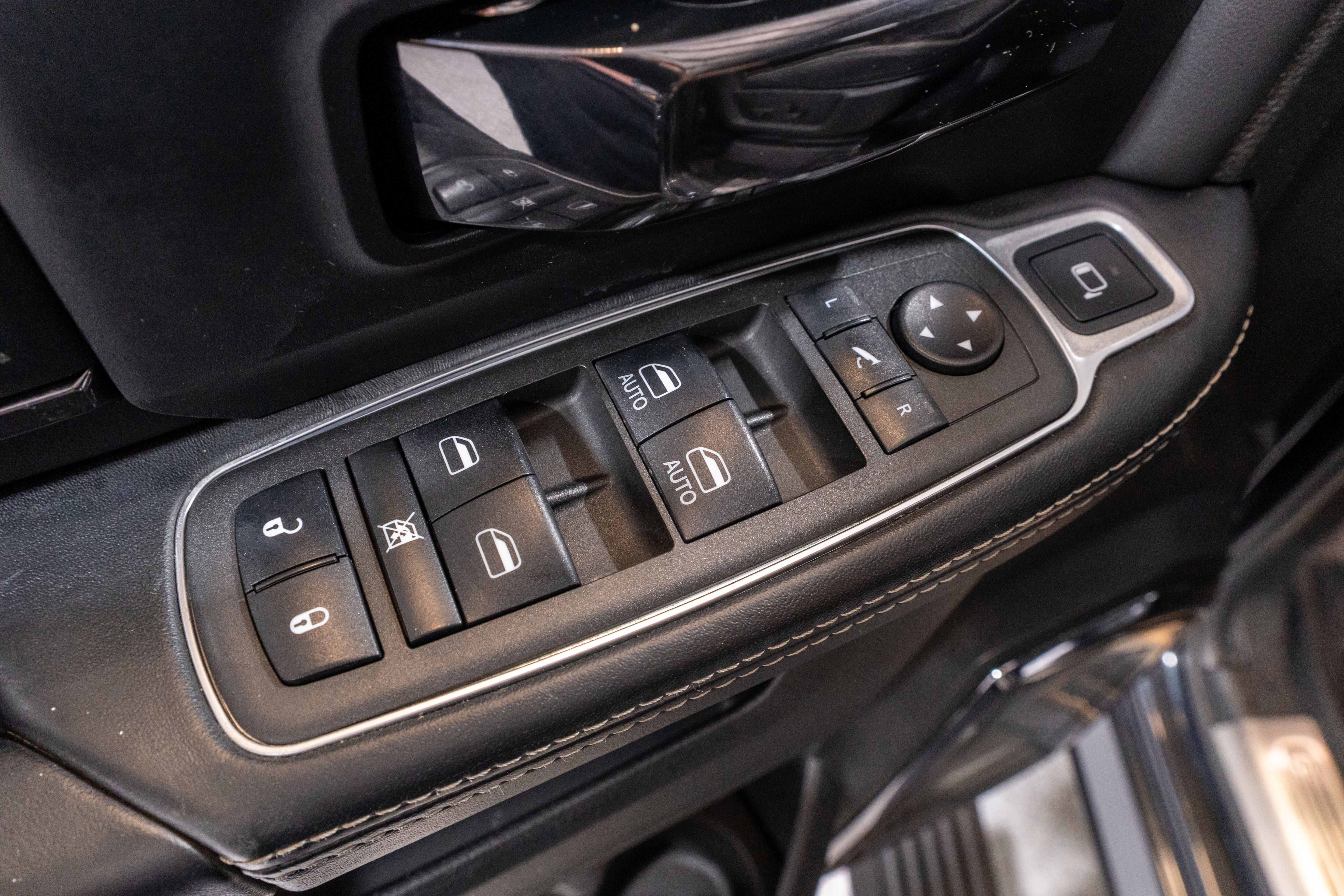 Used 2022 RAM 2500 Limited image 18