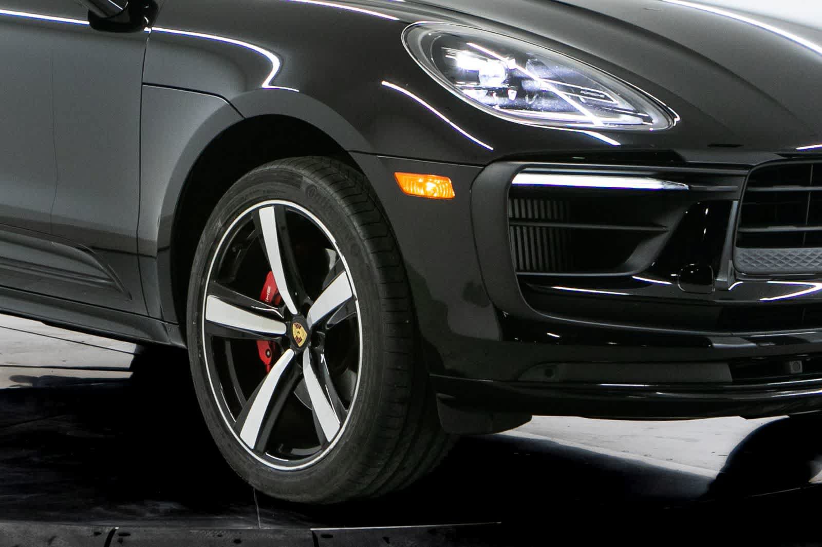 Used 2023 Porsche Macan S AWD/4WD image 12