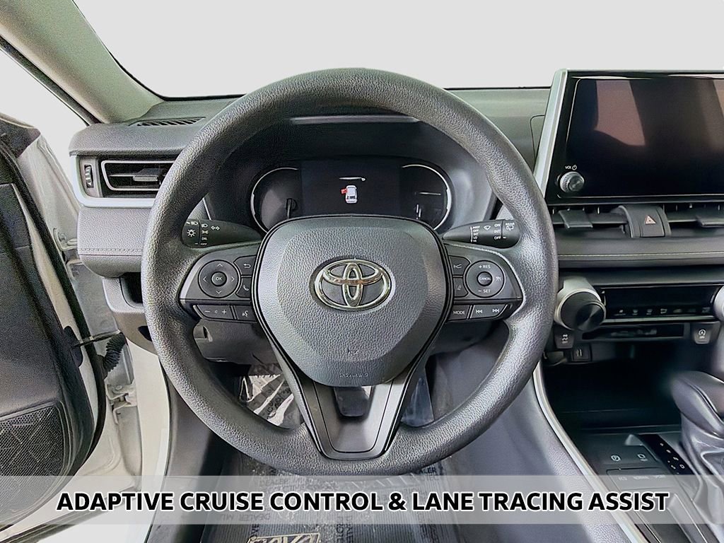 Used 2025 Toyota RAV4 LE image 3