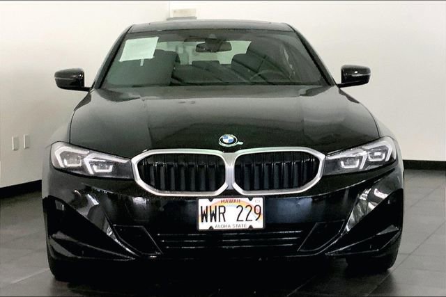 Used 2023 BMW 330i Sedan RWD image 3