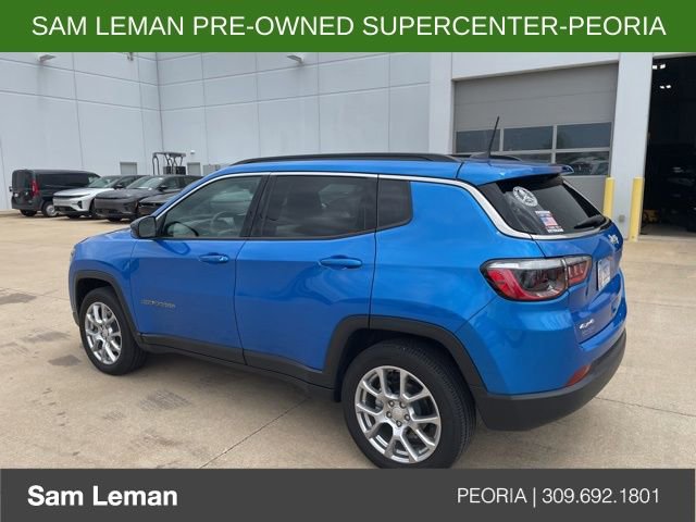 Used 2024 Jeep Compass Latitude image 4