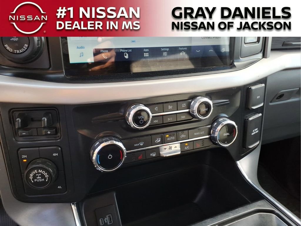 Used 2022 Ford F150 XLT w/ Equipment Group 302A High image 16